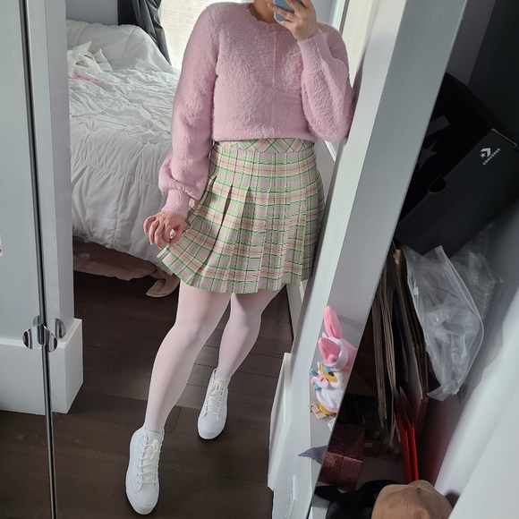 Aritzia Sunday Best • Kitten sweater - Picture 3 of 7